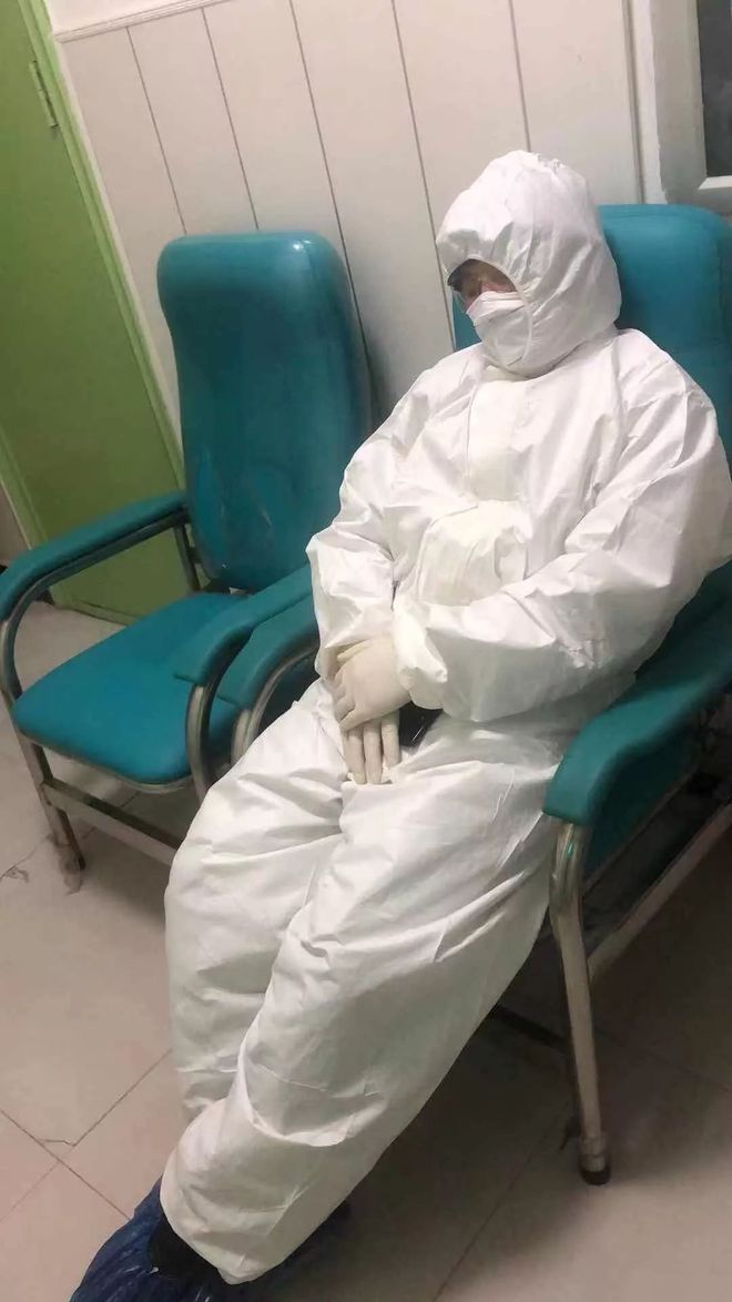 欧博官网关于集结日帕纳辛奈科斯队长鼓劲：世预赛节点到来，管理层满意，医务组通报恢复的信息