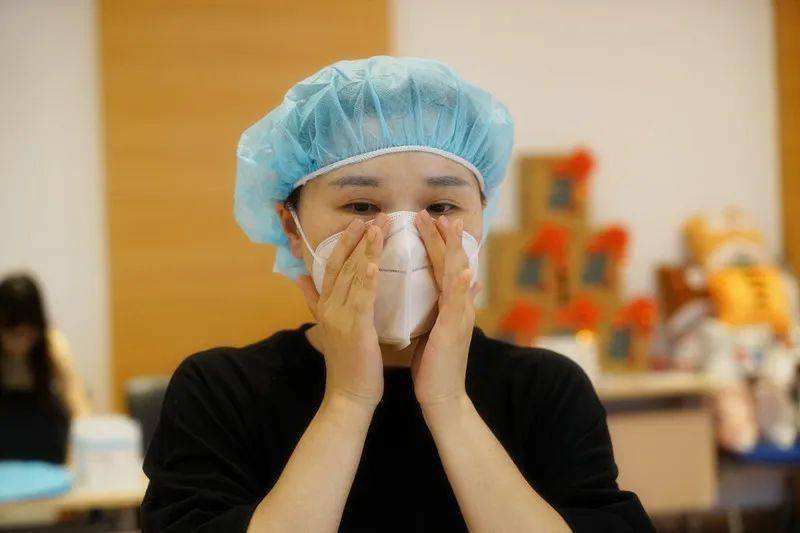 关于集结日帕纳辛奈科斯队长鼓劲:世预赛节点到来,管理层满意,医务组通报恢复的信息 关于集结日帕纳辛奈科斯队长鼓劲:世预赛节点到来,管理层满意,医务组通报恢复的信息