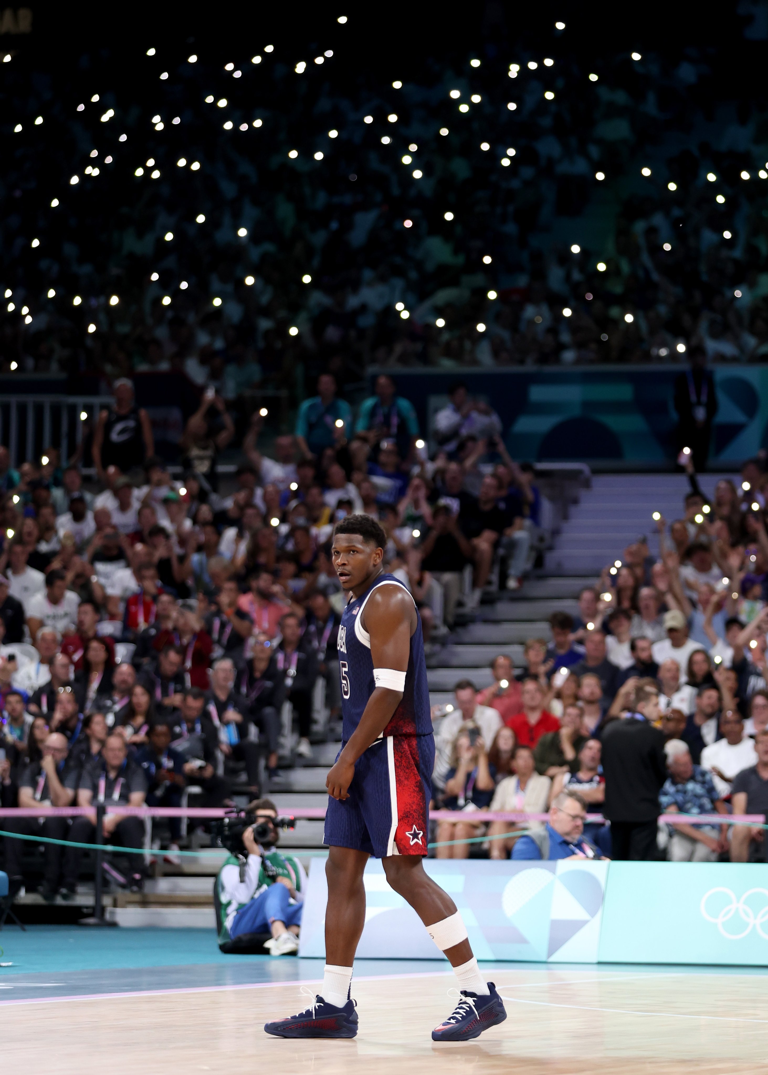 关于杜兰特在塞尔维亚队比赛中高光表现,败北引发热议!的信息 关于杜兰特在塞尔维亚队比赛中高光表现,败北引发热议!的信息