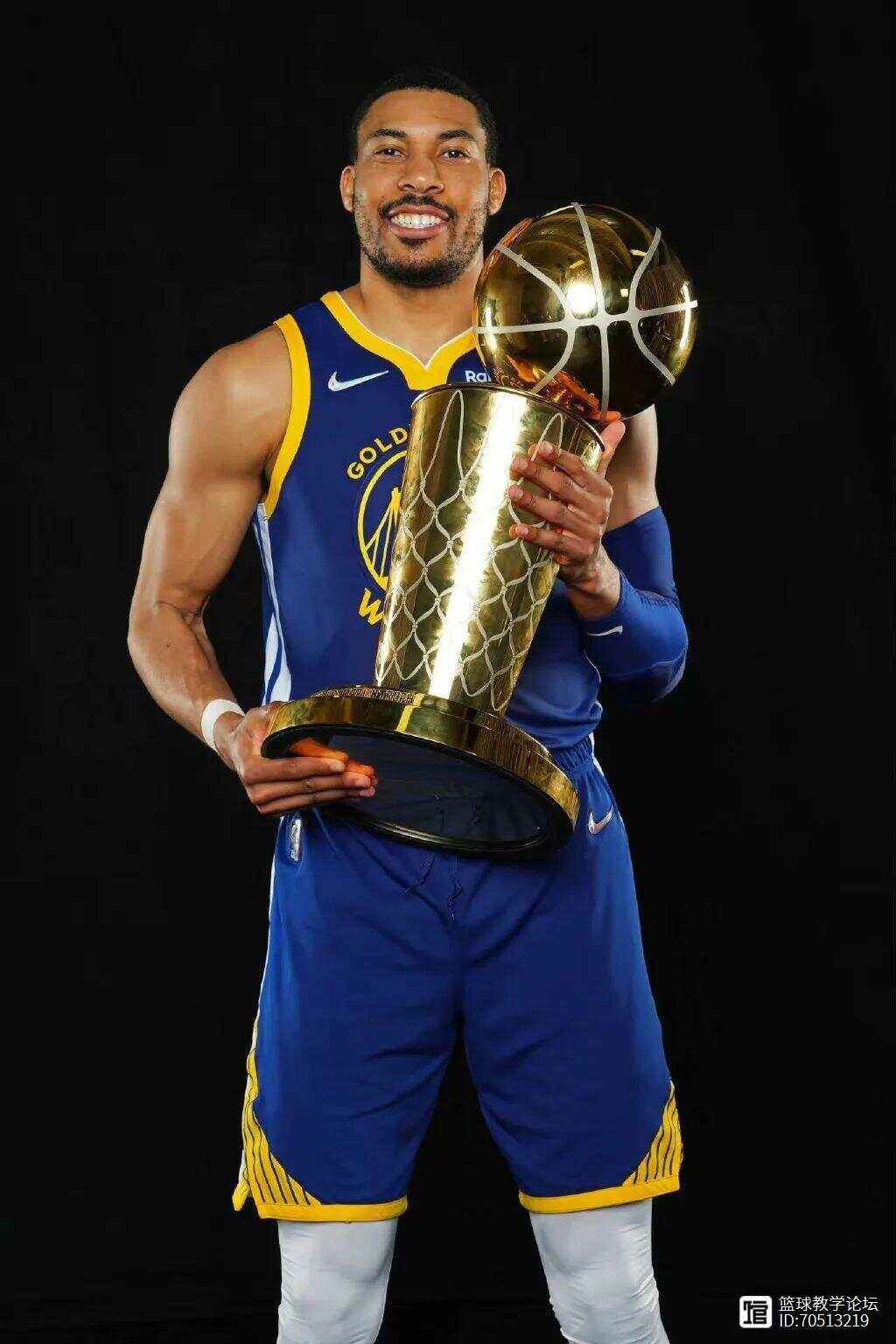 关于JackeyLove迎来二十赛季高光表现,勇士球迷沸腾!的信息 关于JackeyLove迎来二十赛季高光表现,勇士球迷沸腾!的信息