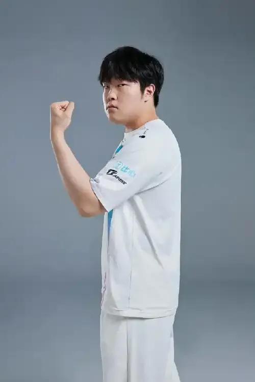 Rookie遭遇七连败,TL教练面临压力!的简单介绍 Rookie遭遇七连败,TL教练面临压力!的简单介绍